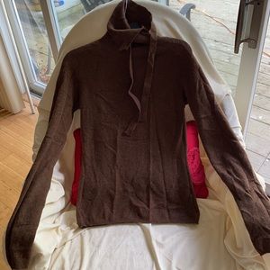 Scee Luxurious Cashmere Crystal Logo Sweater NeverUsed